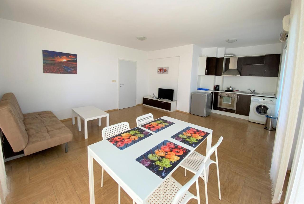 Panorama Kabakum Apartments - Free Parking Golden Sands Exterior photo