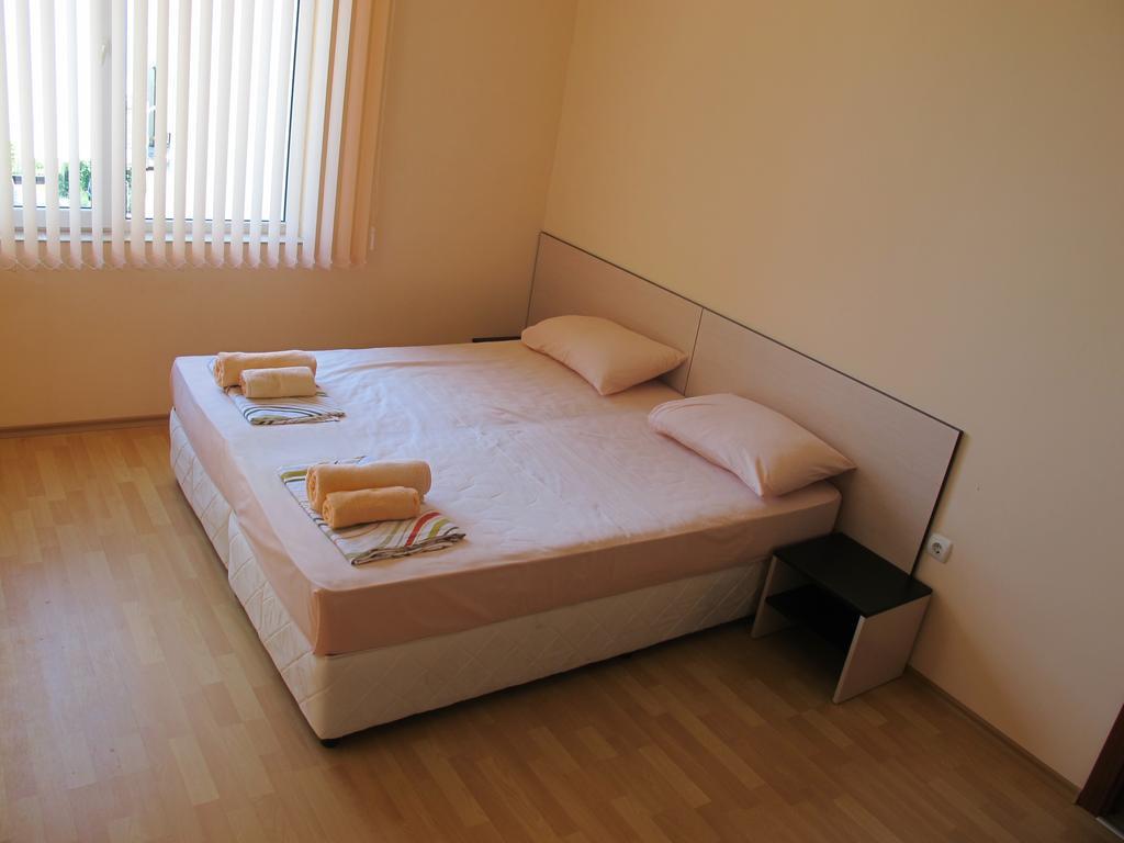 Panorama Kabakum Apartments - Free Parking Golden Sands Exterior photo