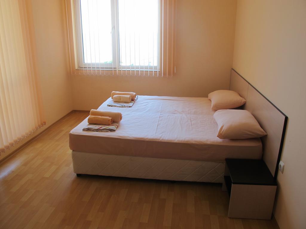 Panorama Kabakum Apartments - Free Parking Golden Sands Exterior photo