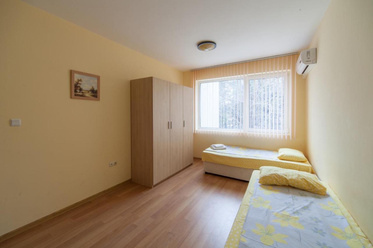 Panorama Kabakum Apartments - Free Parking Golden Sands Exterior photo