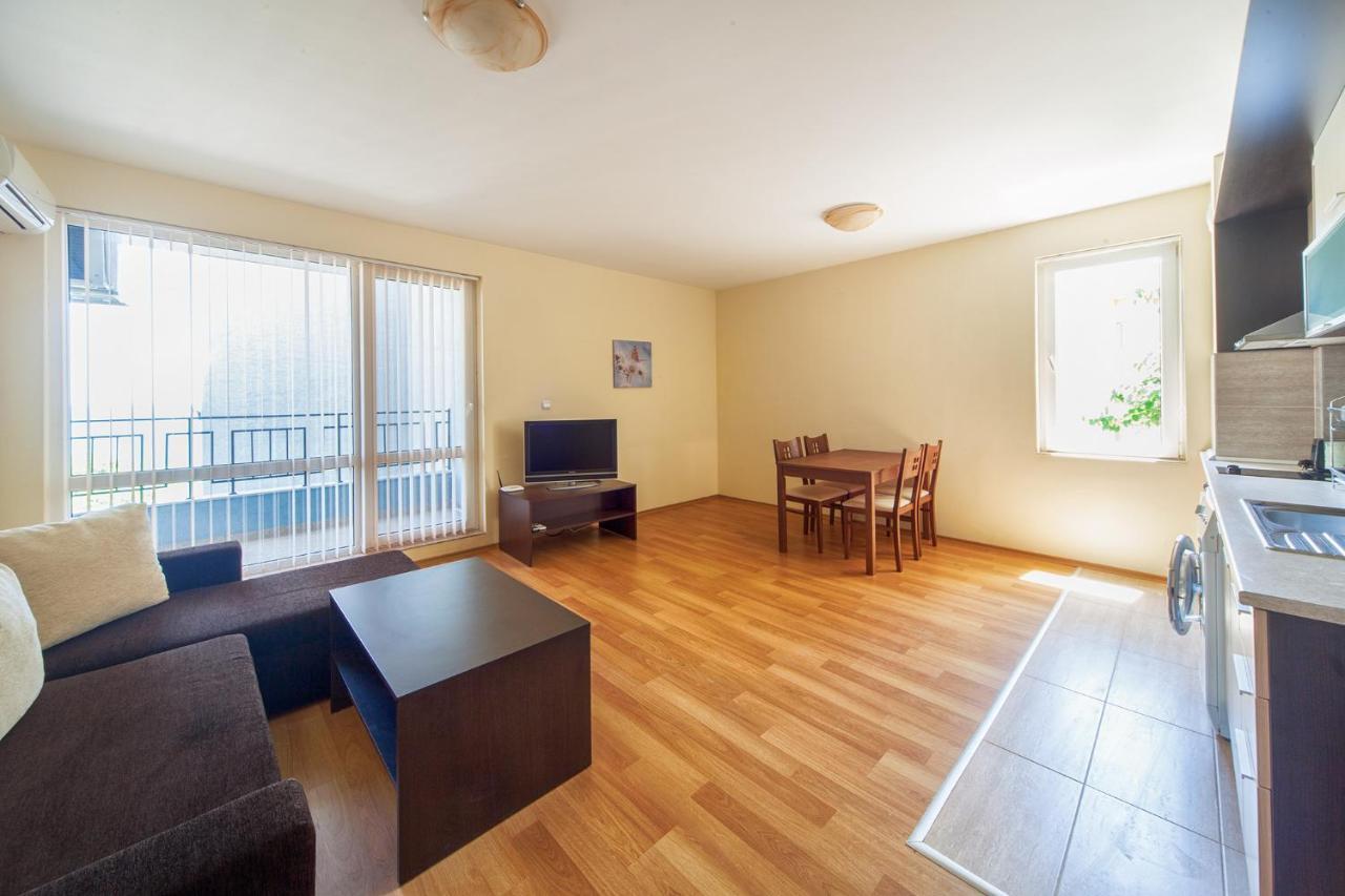Panorama Kabakum Apartments - Free Parking Golden Sands Exterior photo