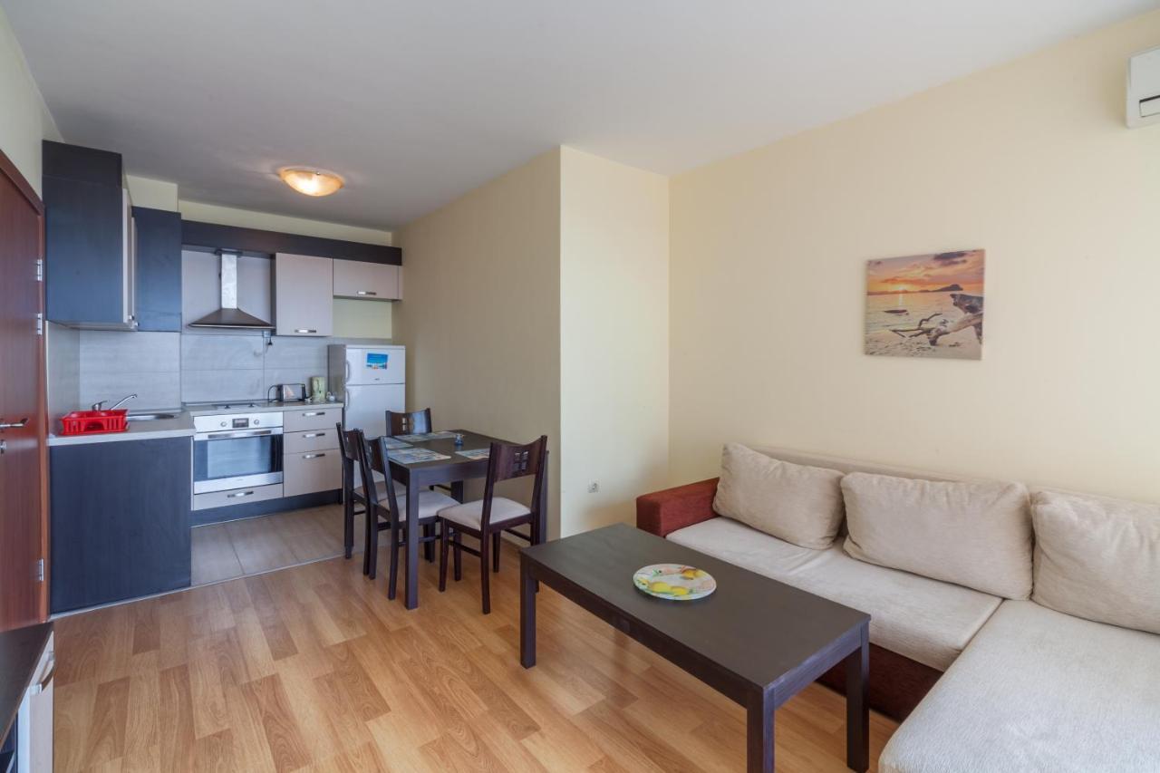 Panorama Kabakum Apartments - Free Parking Golden Sands Exterior photo