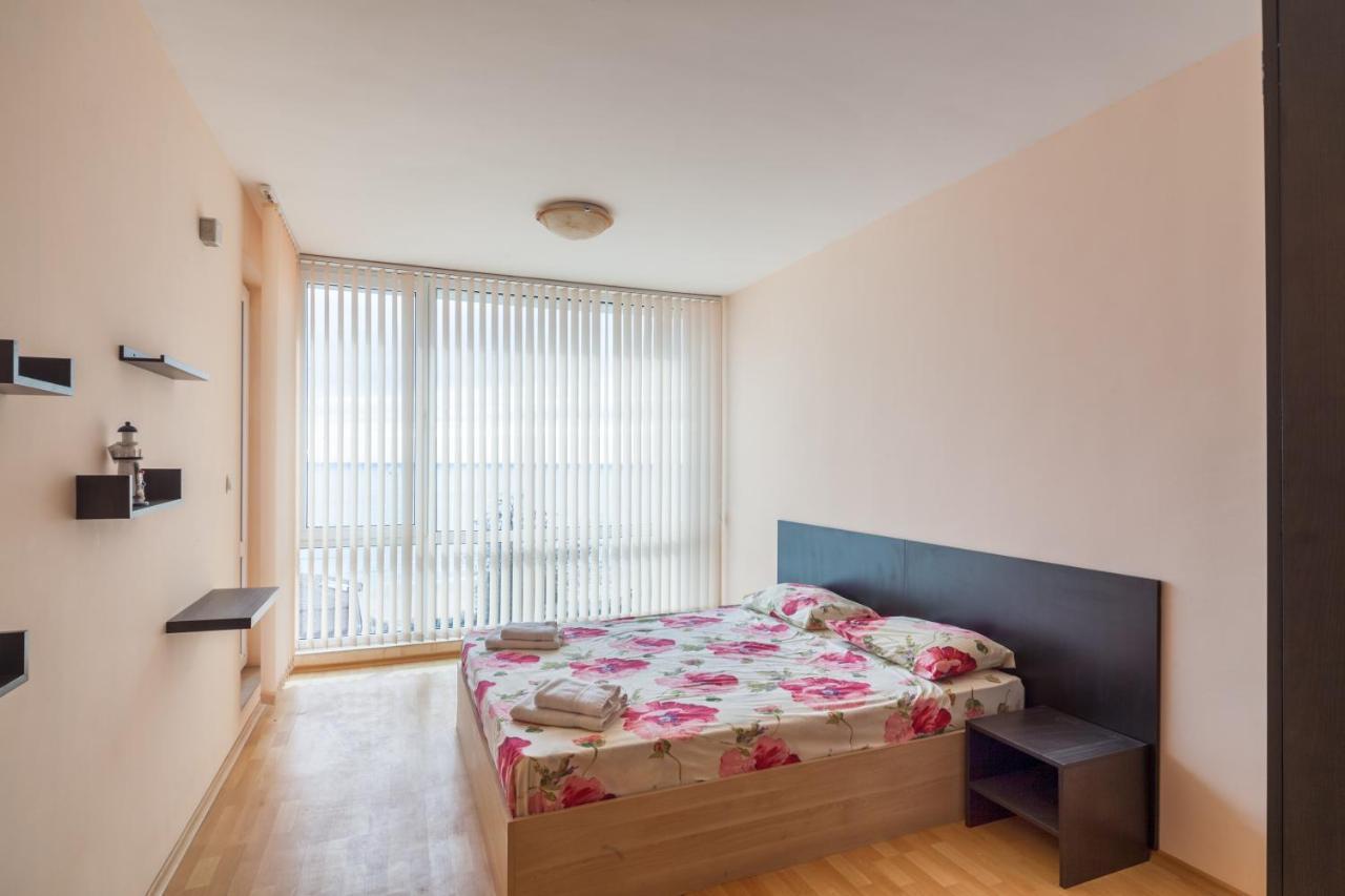 Panorama Kabakum Apartments - Free Parking Golden Sands Exterior photo